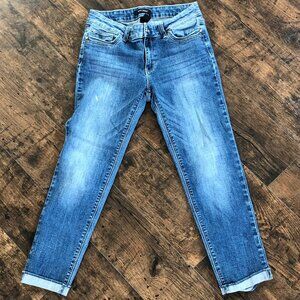 WHBM SLIM CROP JEAN